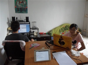 中國礦業大學“服務礦業,實現真知”暑期實習調研團隊認真整理實習資料