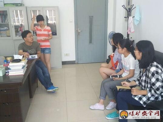 外文學院南湖翻譯團隊圓滿完成任務