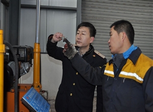 陝煤化澄合鐵運分公司進行年終安全互檢