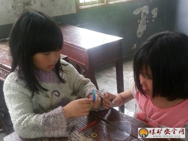 樂此不疲,堅守著心中的那一份執著與信念