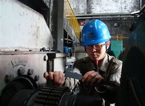 神華寧煤集團煤化工分公司公管處堅守崗位保檢修
