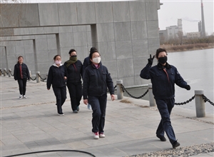 神華寧煤集團煤化工分公司公管處開展“歡樂徒步走”健身活動