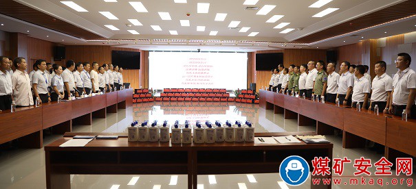 陝西中能煤田有限公司開展“六個一”活動慶祝建軍94周年