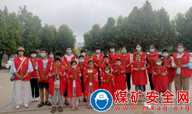 “社會實踐”——中國礦業大學安全工程學院“凝心聚力，攜愛同行”實踐團成員在河北開展愛心捐助誌願活動