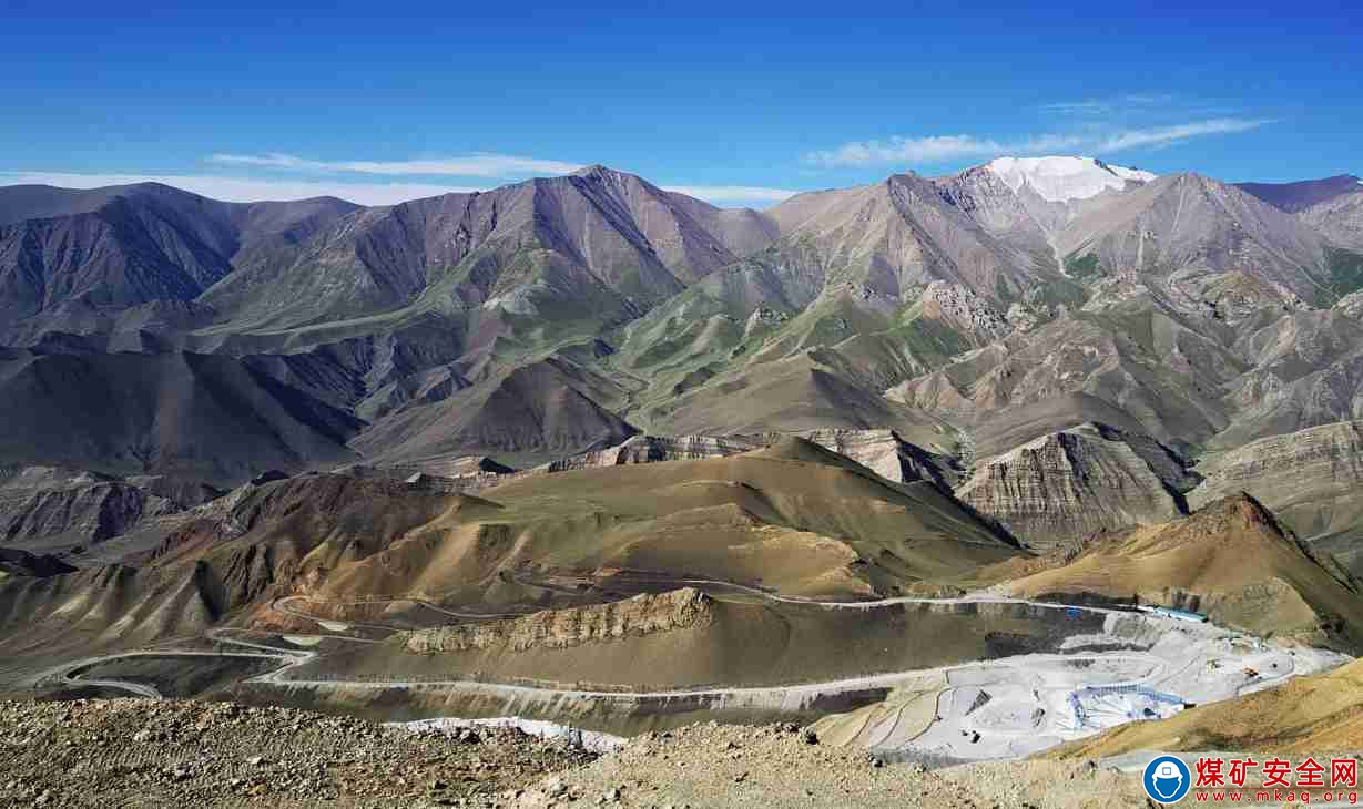 鋼鐵勁旅 開礦先鋒 ——新疆天業集團礦業有限公司“榜樣的力量”專題報道