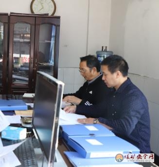 柏林煤礦黨委開展安全文化建設專項檢查