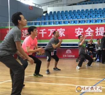 廣西高峰礦業公司在南丹縣職工氣排球比賽中獲佳績