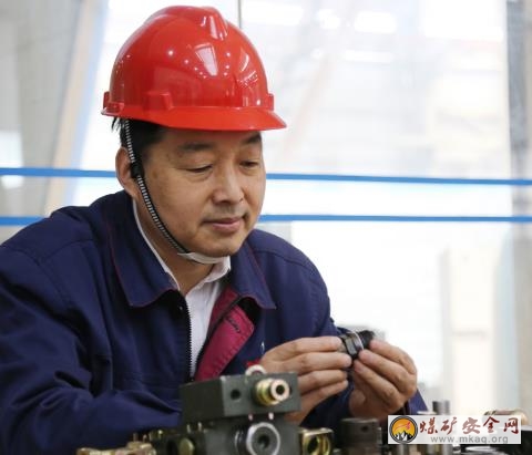 山東能源重裝集團魯南裝備公司：受表彰，他們和我們有啥不一樣
