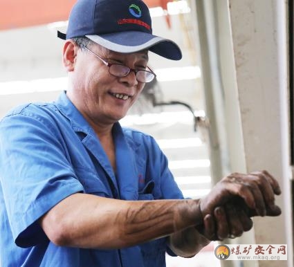 【山能重裝】魯南裝備人的“炎值擔當”