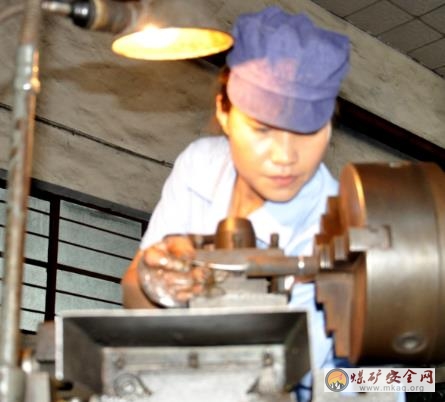 鶴煤三礦創新員工培訓提素質
