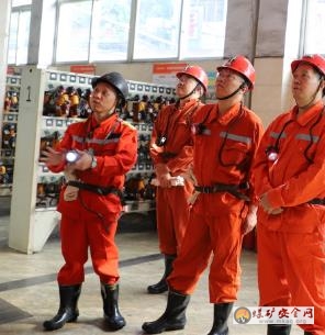 達竹公司董事長曹善華到柏煤礦檢查指導工作