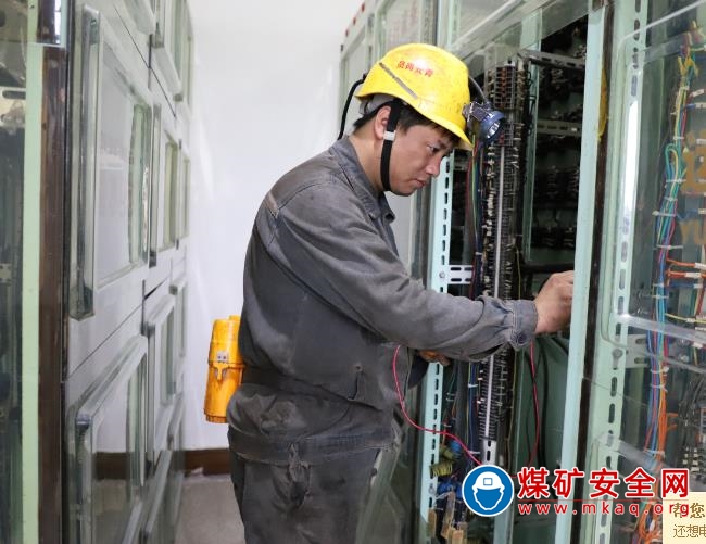 柏林煤礦機電先鋒邱成湧