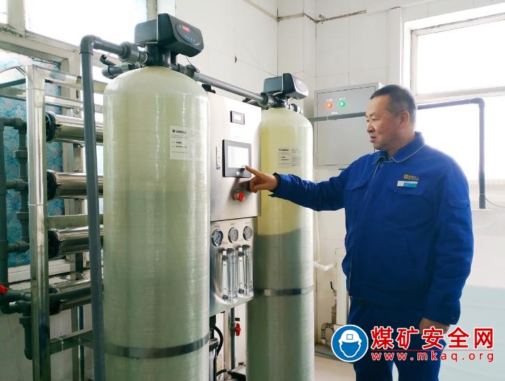 新疆天業天辰化工廠在職工食堂投用反滲透純水設備