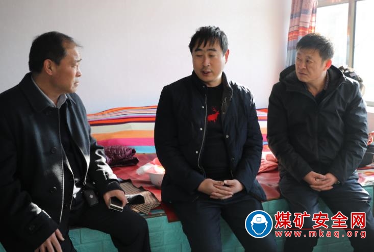 走訪慰問困難職工 真情關愛暖人心