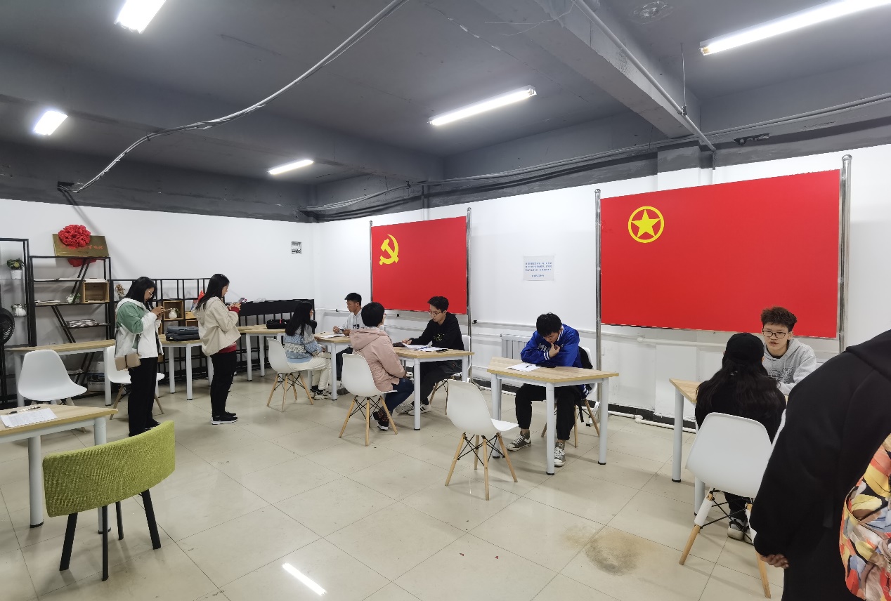 計算機學院黨站開展2020-2021年度第一次例會和招新工作