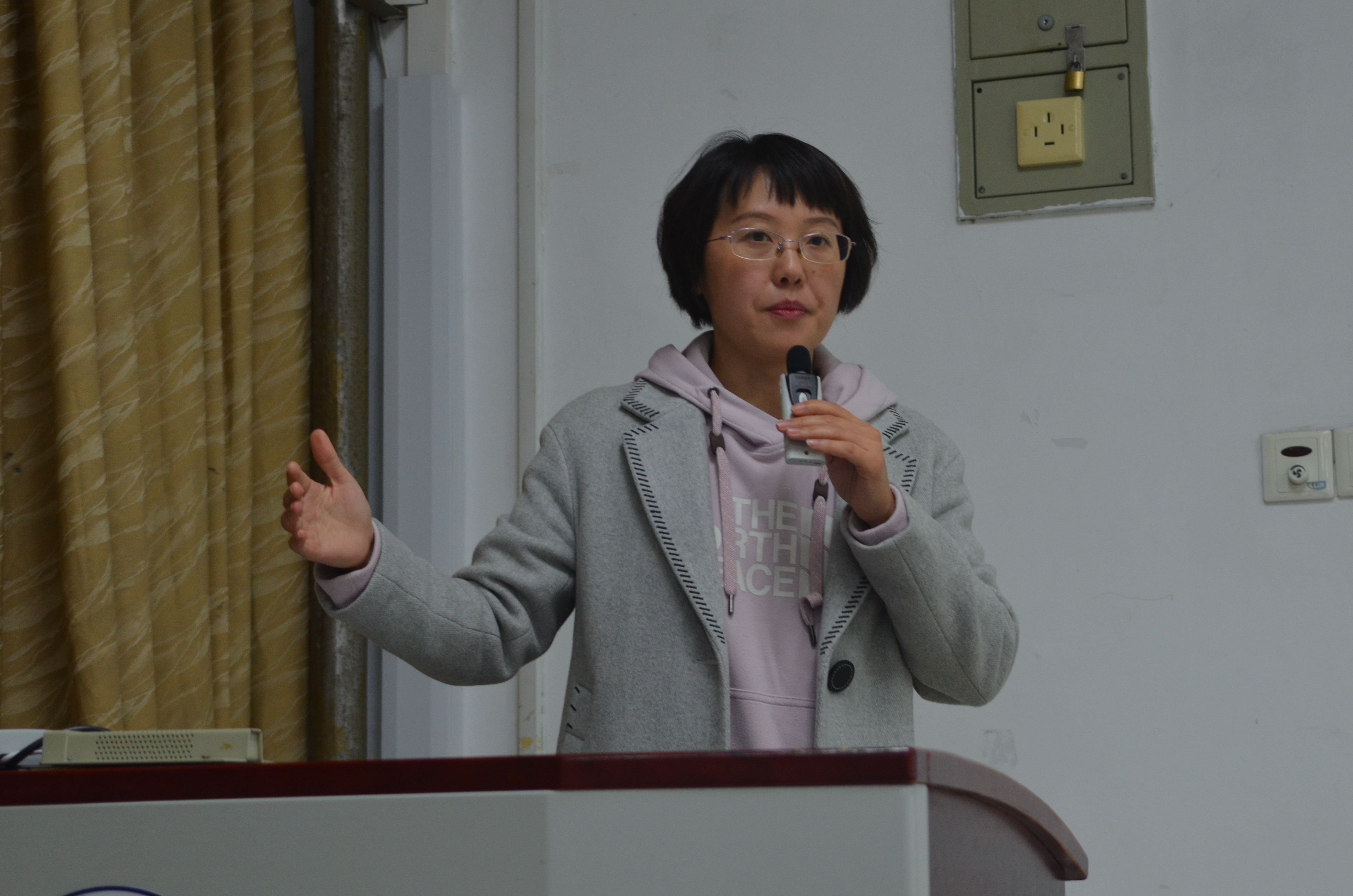 計算機學院大學生傳媒中心召開新聞培訓會