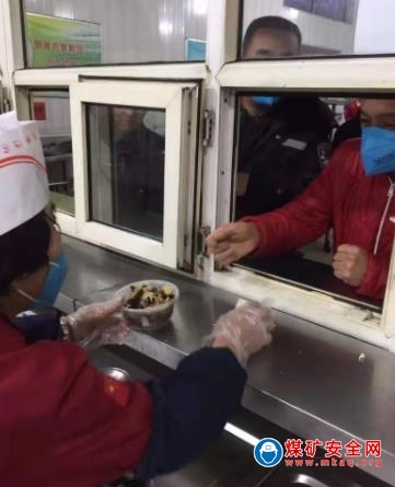 王坪煤電公司多點發力抓好起假複產後的疫情防控