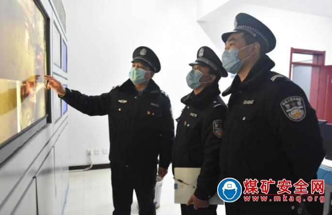 潞安集團李村煤礦抗疫先鋒李紅：逆行戰魂 向陽而生