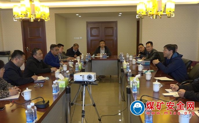謀發展 創共贏  集團能化服務公司到潞寧潤和公司商談  錨固支護材料專業重組事宜