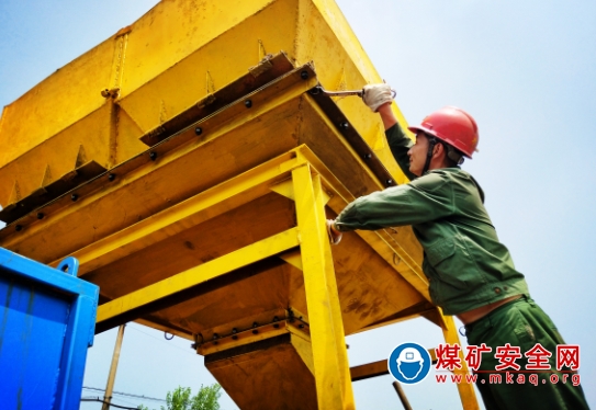 調試安裝“巨型漏鬥”