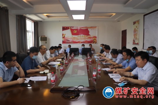 鶴煤三礦“小班頭”讓“大家評”