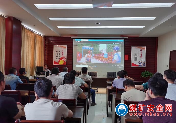 陝北礦業湧鑫公司：打好安全管理“三張牌”