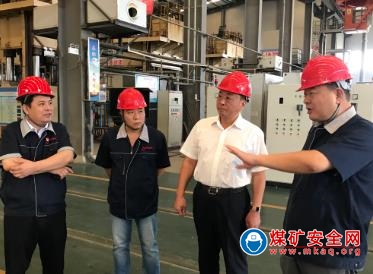 張聖國到山能重裝魯中裝備調研