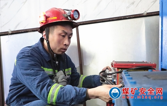陝北礦業韓家灣煤炭公司：檢修戰線上的“主心骨”