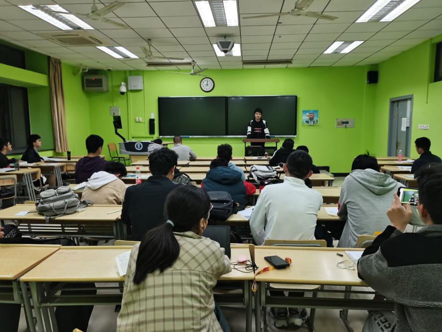 計算機學院20級10班舉行團支部優秀積極分子及發展對象推選會議