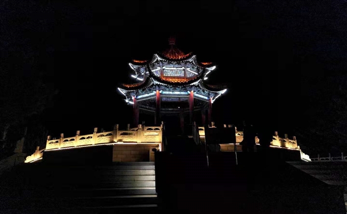 涼亭夜色