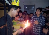 礦業學院采礦10-7舉行學生生日同慶晚會