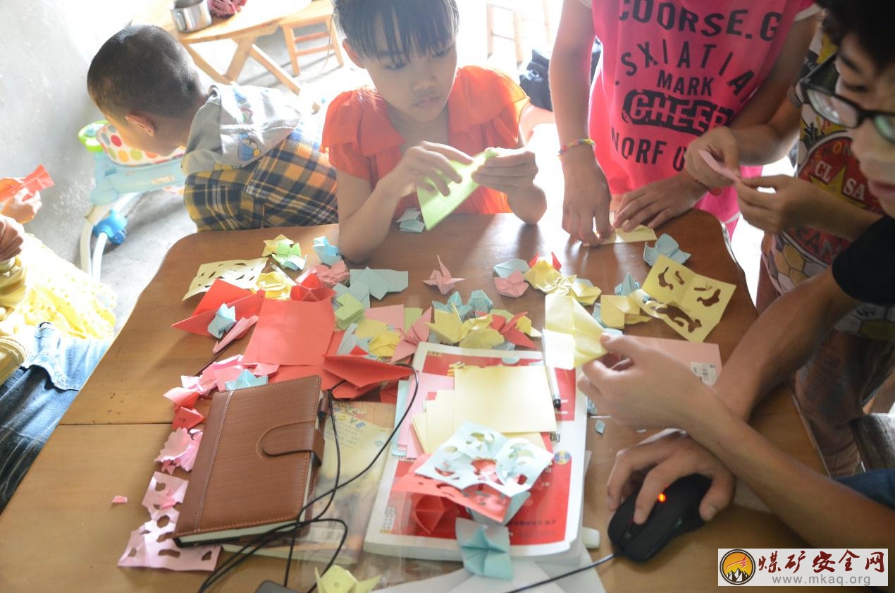 中國礦業大學“真情真愛”暑期社會實踐支教小分隊在蒿河村開展支教活動