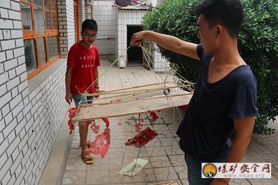 中礦大信電學院傳承者實踐團對雄縣雙堂盒子進行參觀探訪