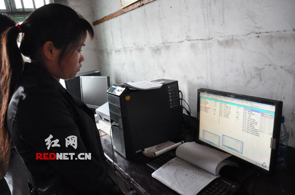 技改通過煤礦瓦斯無人監測 操作員稱“關我X事”