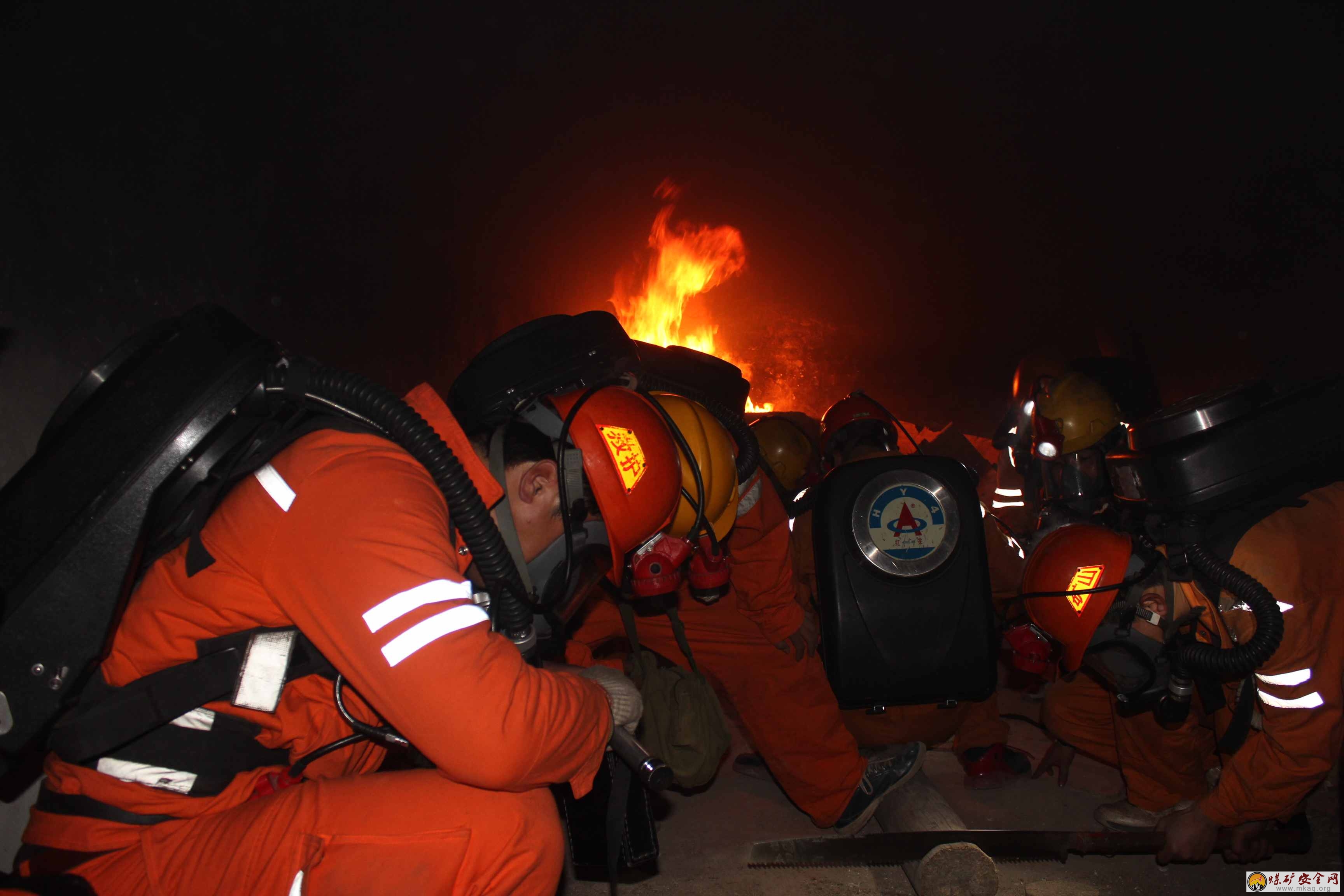 著手開展安全教育演練、確保百日安全活動達到實效