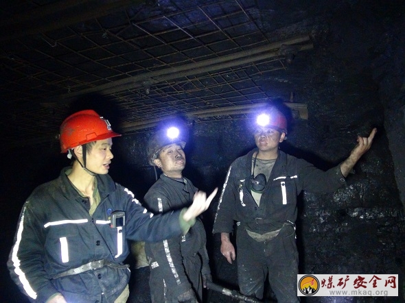 蹲守現場查處隱患