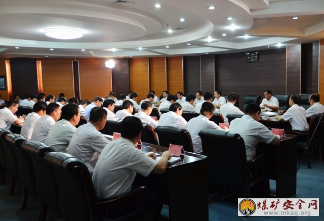 彬長胡家河礦集中學習確保宣講月活動精神入腦入心