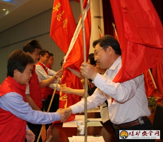 城市文明與我同行  天業熱電全麵啟動“創建全國文明城市”集中誌願服務行動