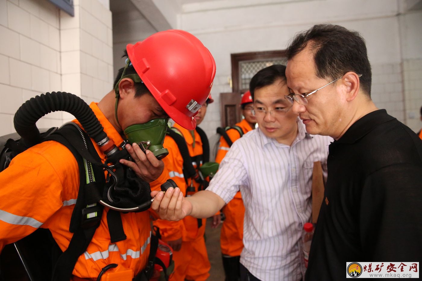 陝西省救援中心主任李林一行來到澄合礦業董礦分公司進行綜合檢查