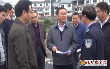 羅紹衛率隊檢查冬季道路交通與煤礦安全工作