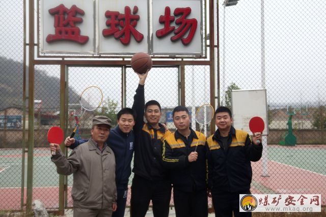 陝煤化澄合鐵運分公司“走出去”赴彬長職工收到愛心“禮物”
