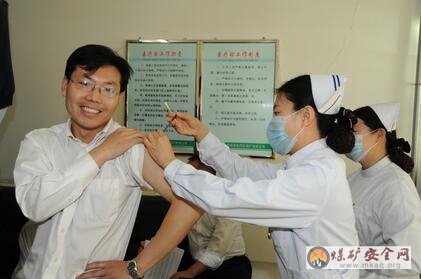 同忻礦：為員工健康撐起“保護傘”