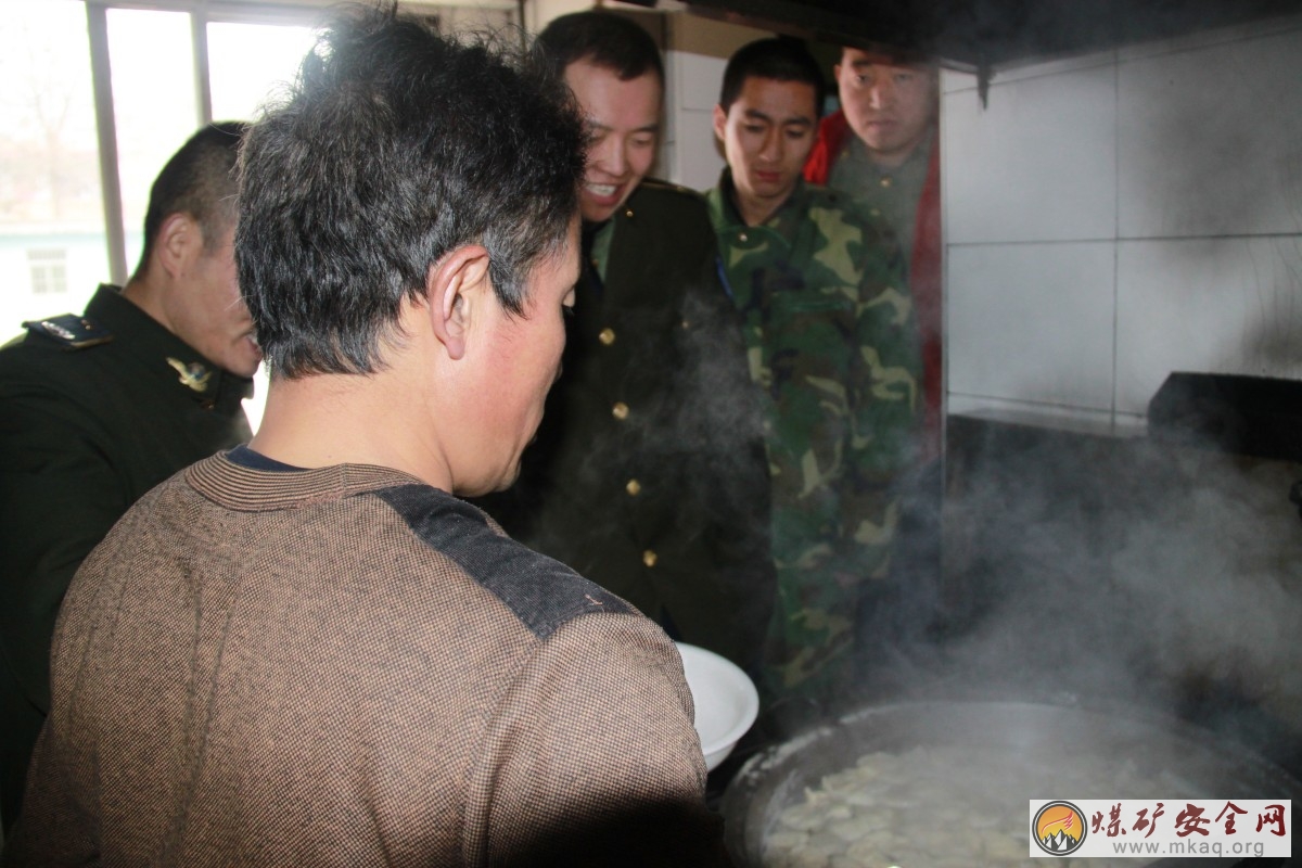 澄合救護大隊歡聲笑語迎冬至