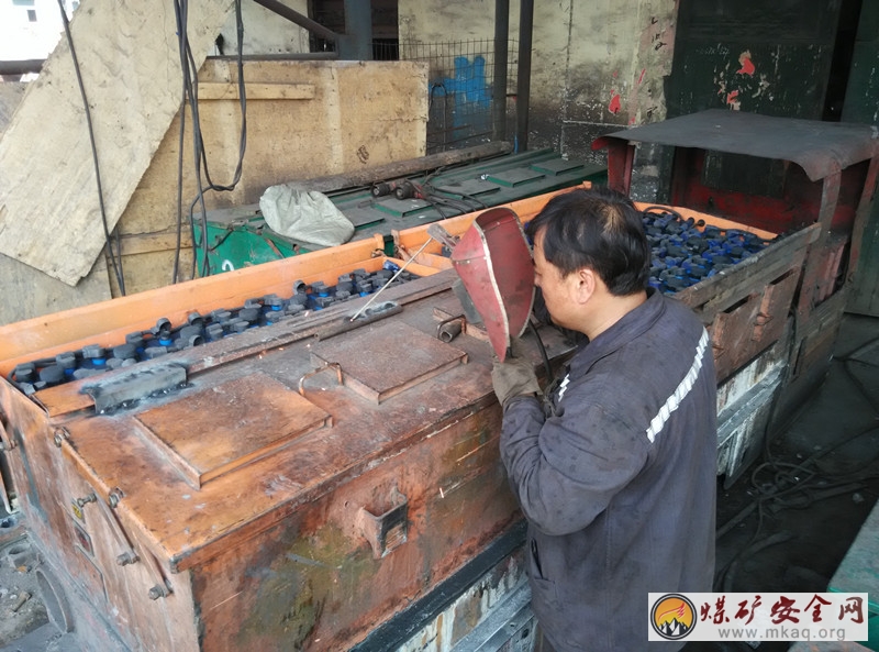 鶴煤十礦：修舊利廢 節約持家