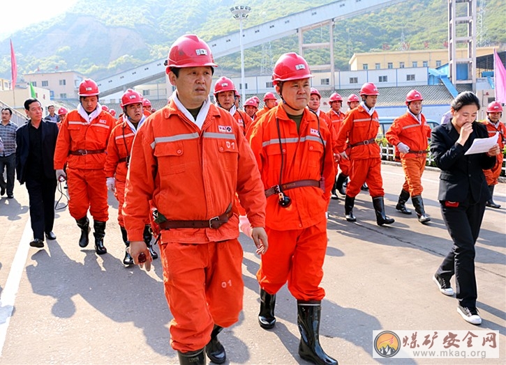 山西保利合盛公司總經理仝礦偉帶隊到裕豐煤業參觀學習