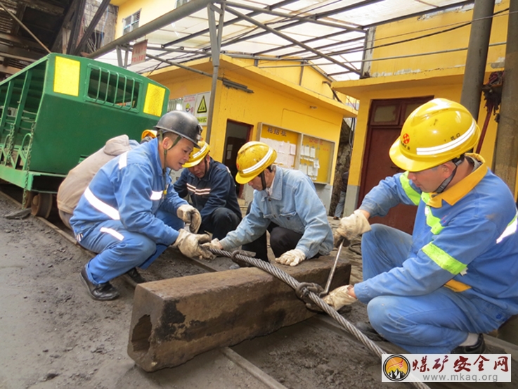 廣西高峰礦業整改卷揚機鋼絲繩提升安全砝碼