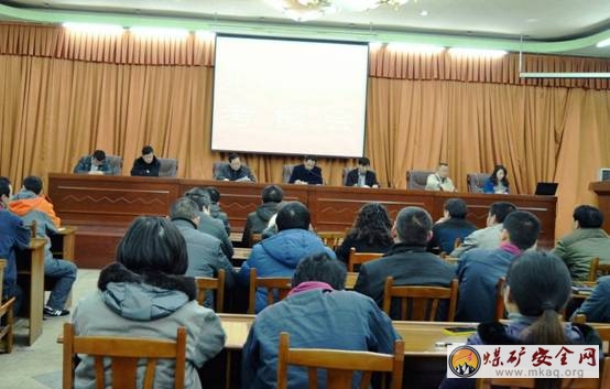 川煤達竹黨委考核組到石板考核黨建思想工作