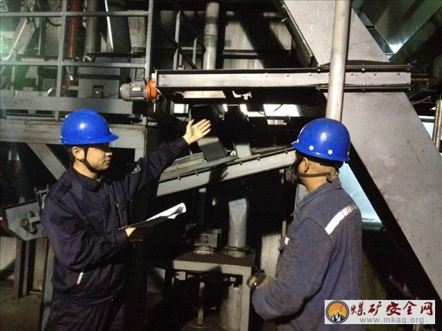神華勝利能源儲運公司強化“師帶徒”教育培訓