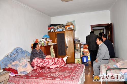 澄合礦業西卓煤礦扶貧幫困暖人心