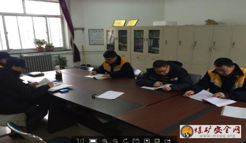 寧東鐵路通信人員“充電”忙